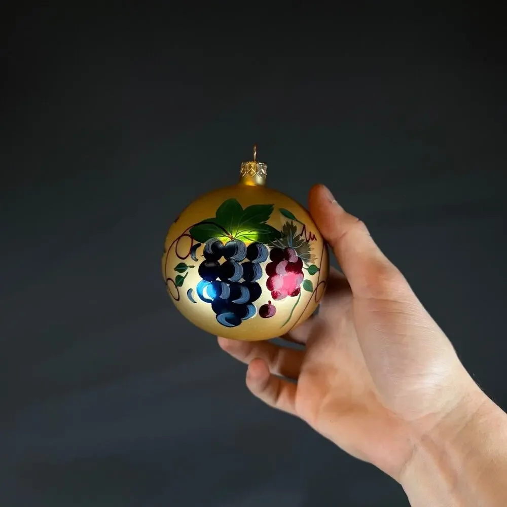 Hallmark Ornament Harvest of Grapes Glass Painted Gold Large 3
